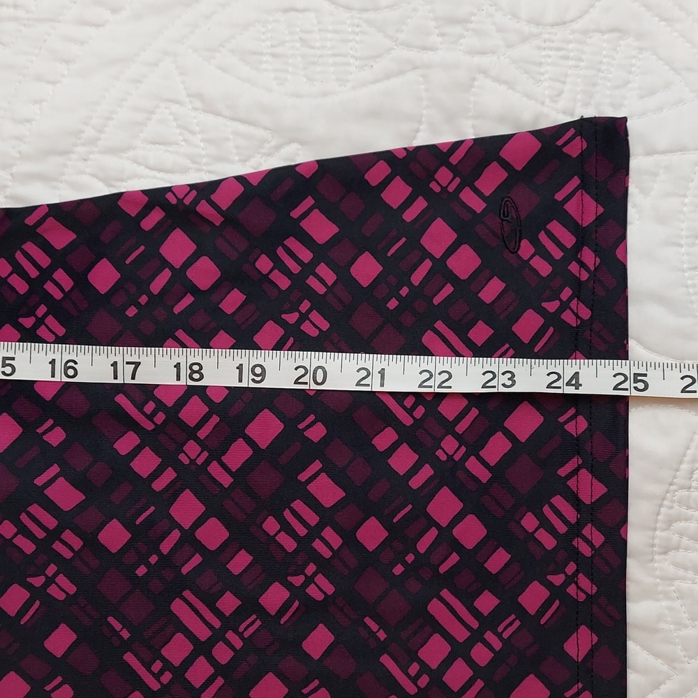 Champion Pink and Black Patterned Racerback Tank Top, Size Medium, Like New - Picture 7 of 7